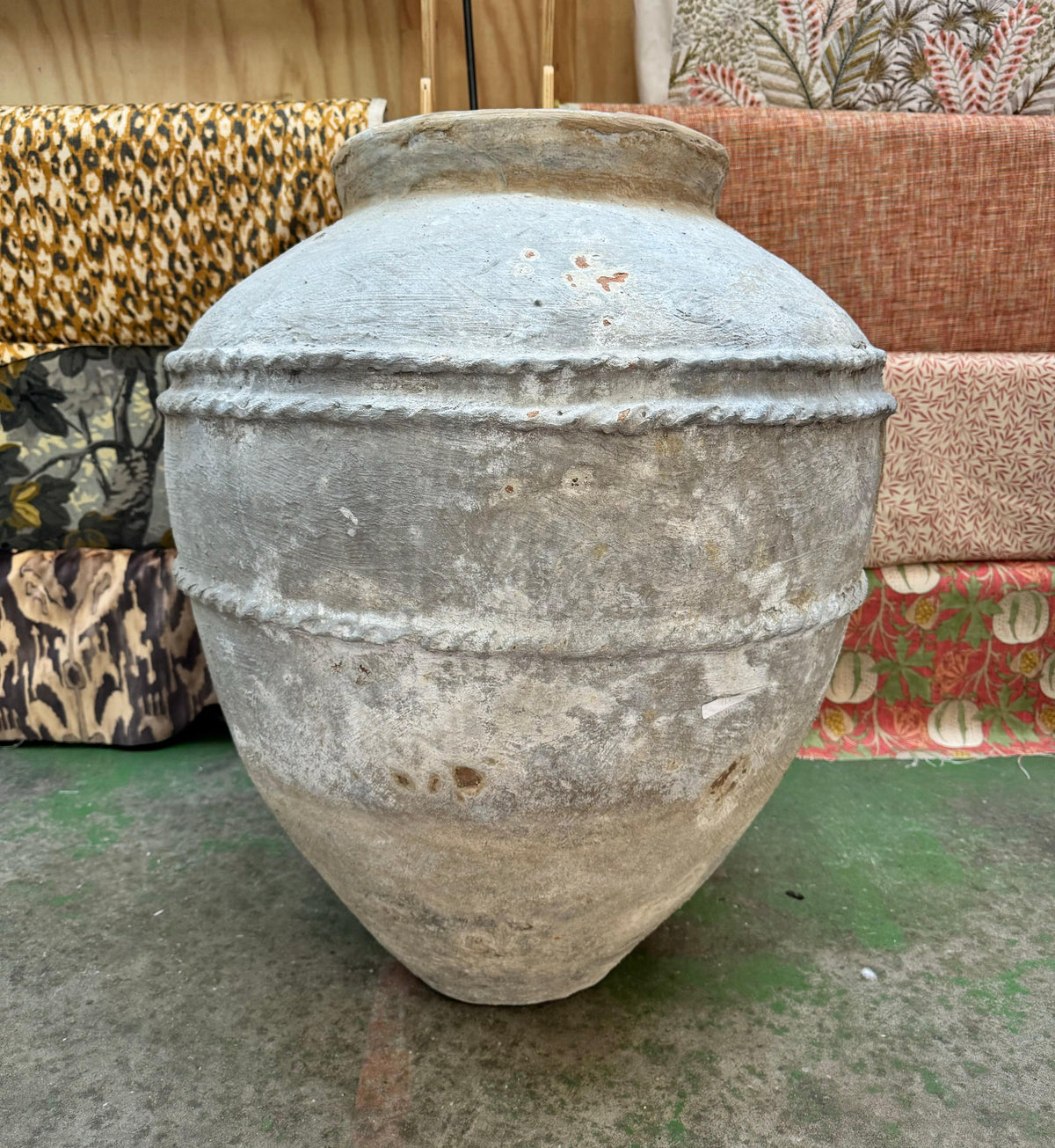 terracotta stone pot 